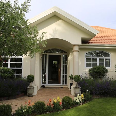 Olive House Bed And Breakfast Christchurch Exteriér fotografie