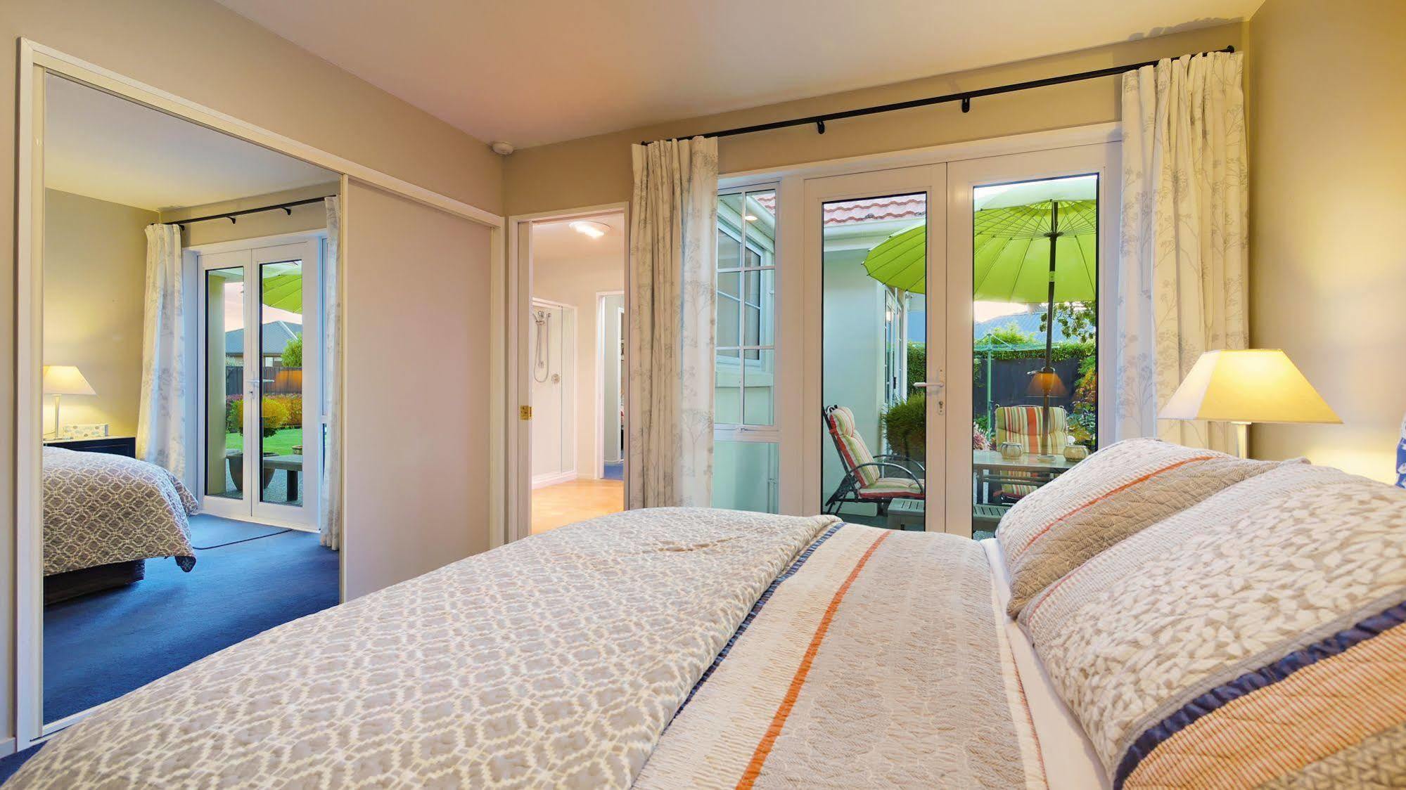 Olive House Bed And Breakfast Christchurch Exteriér fotografie