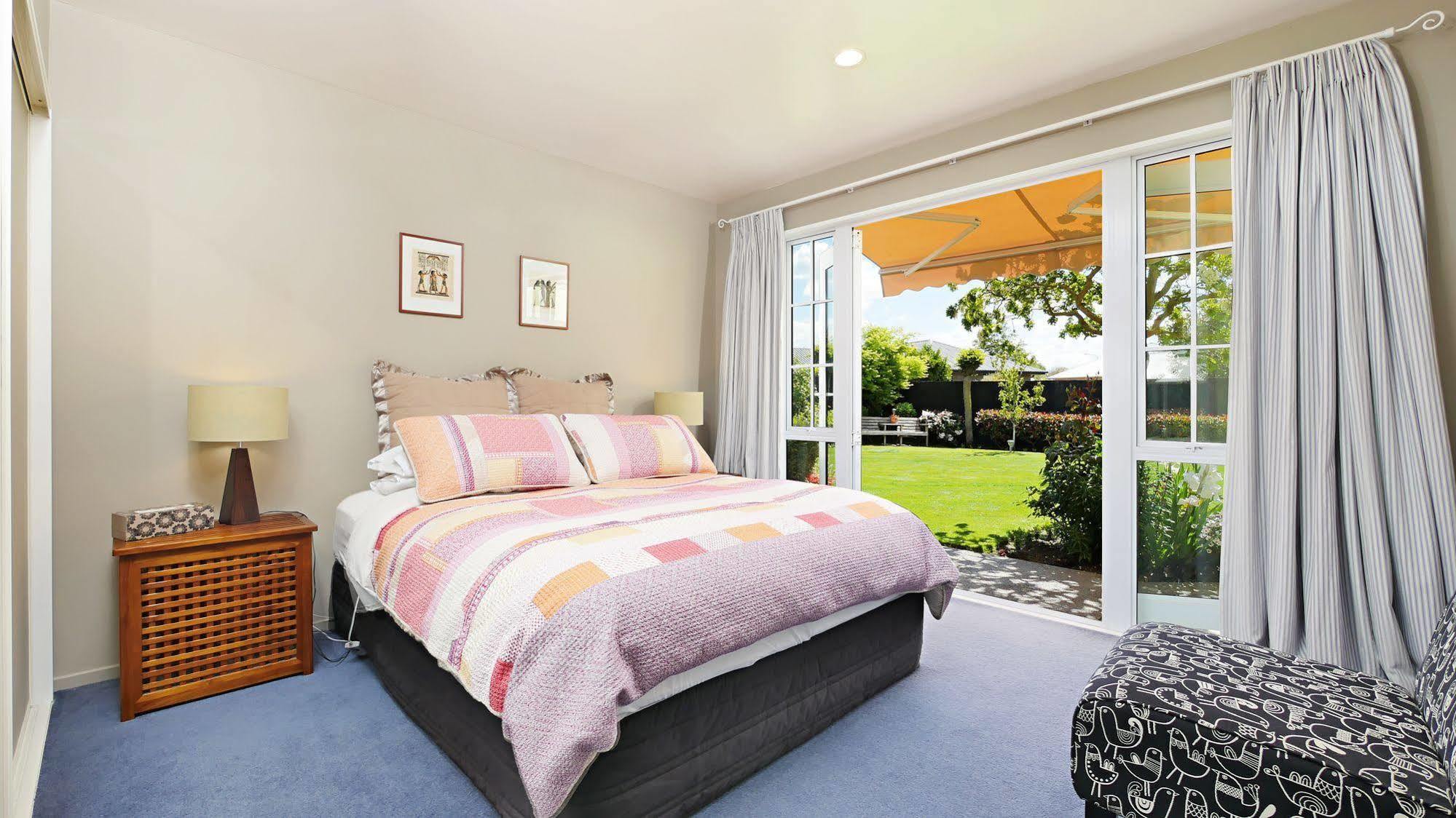 Olive House Bed And Breakfast Christchurch Exteriér fotografie
