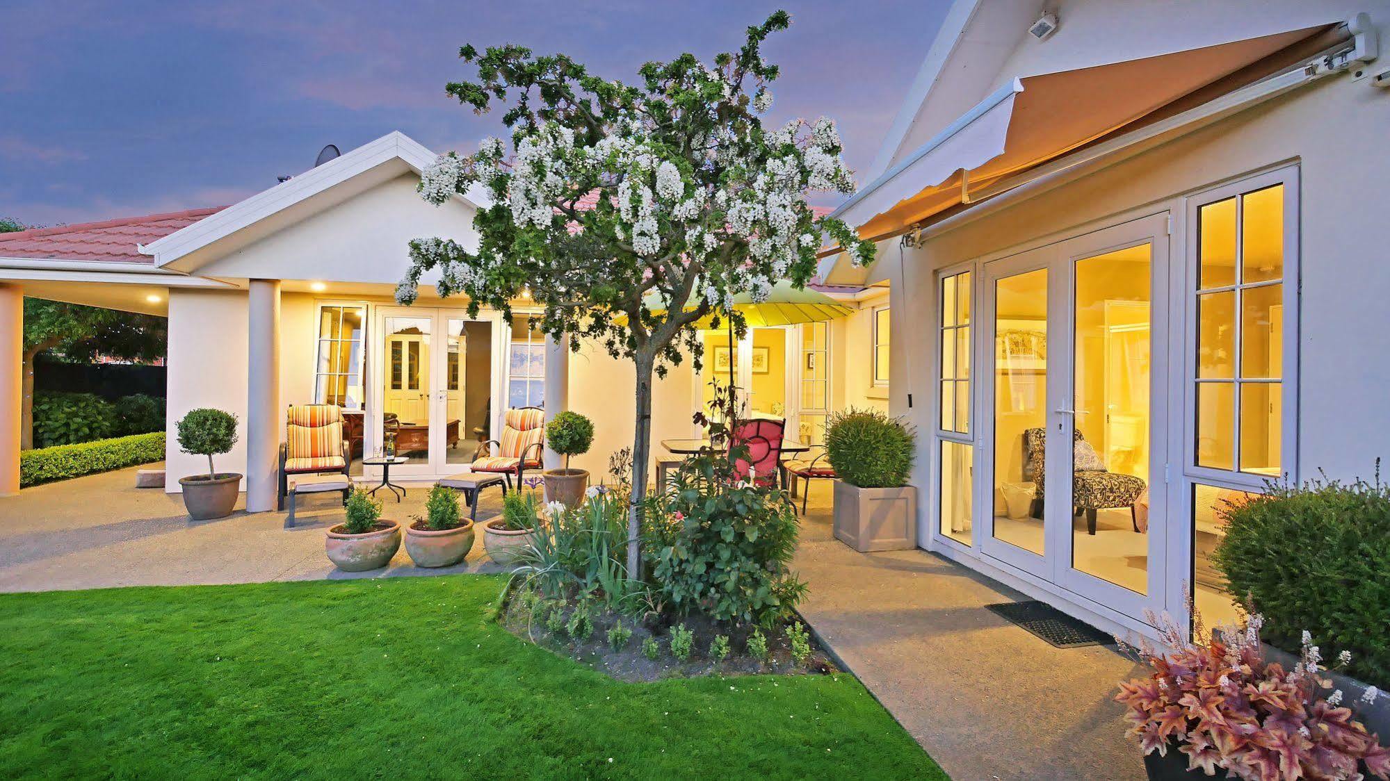 Olive House Bed And Breakfast Christchurch Exteriér fotografie
